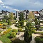 деметрия в Aspen Golf And *