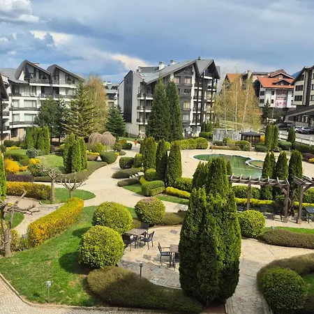 деметрия в Aspen Golf And *