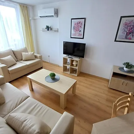 Appartement деметрия в Aspen Golf And *