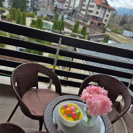 деметрия в Aspen Golf And