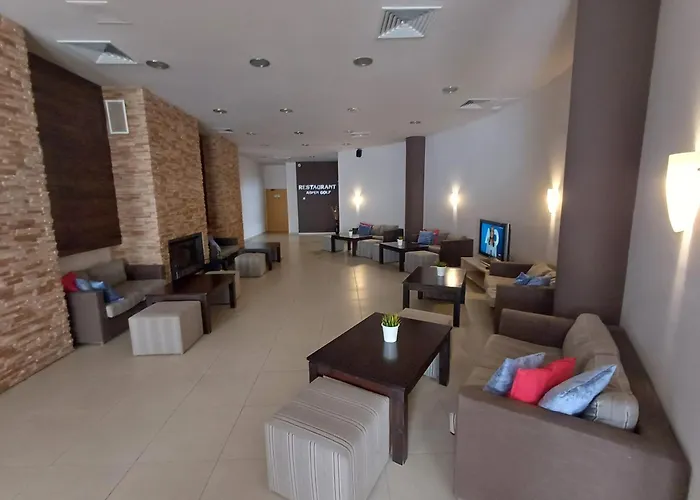 деметрия в Aspen Golf And *